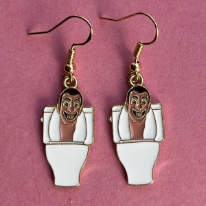 Toa örhängen  - Nickelfria krokar och fri frakt 💕