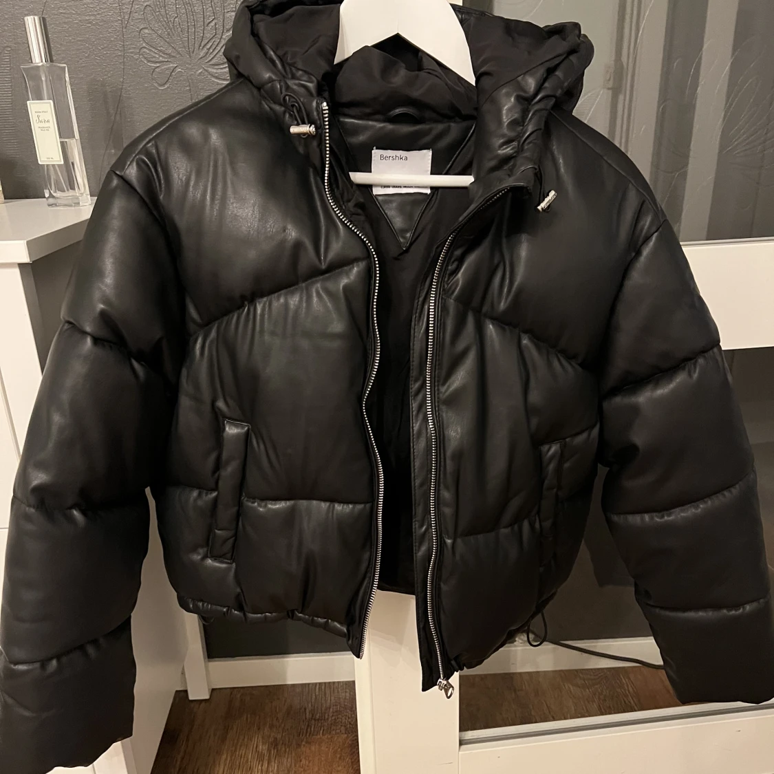 Pufferjacka från bershka  - 90