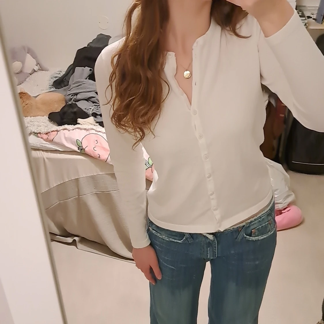 Vit tröja med knappar - 90