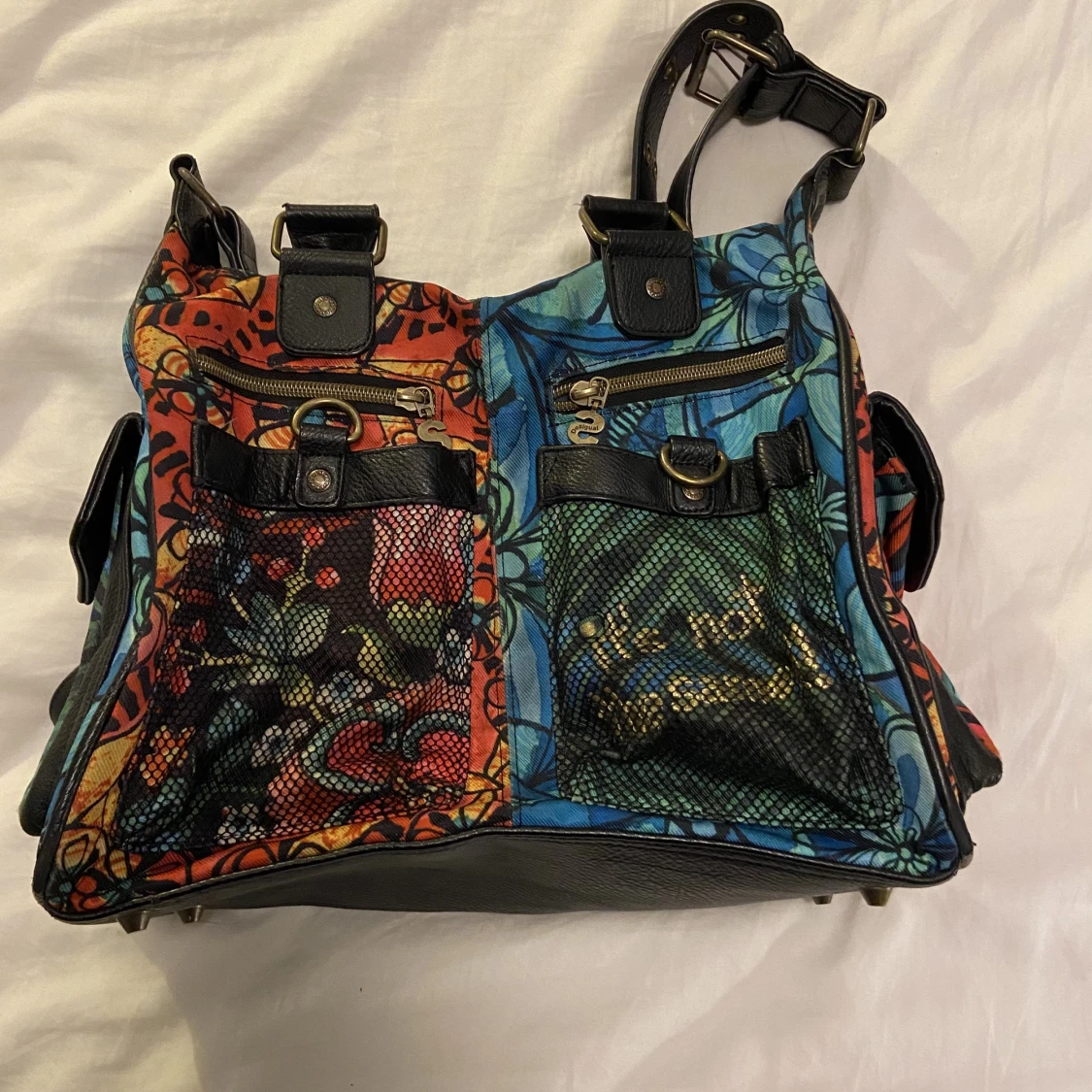 Desigual väska - 90