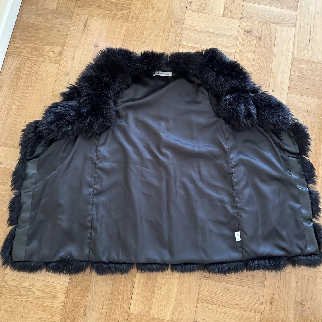 Väst från Born in Stockholm  - 91