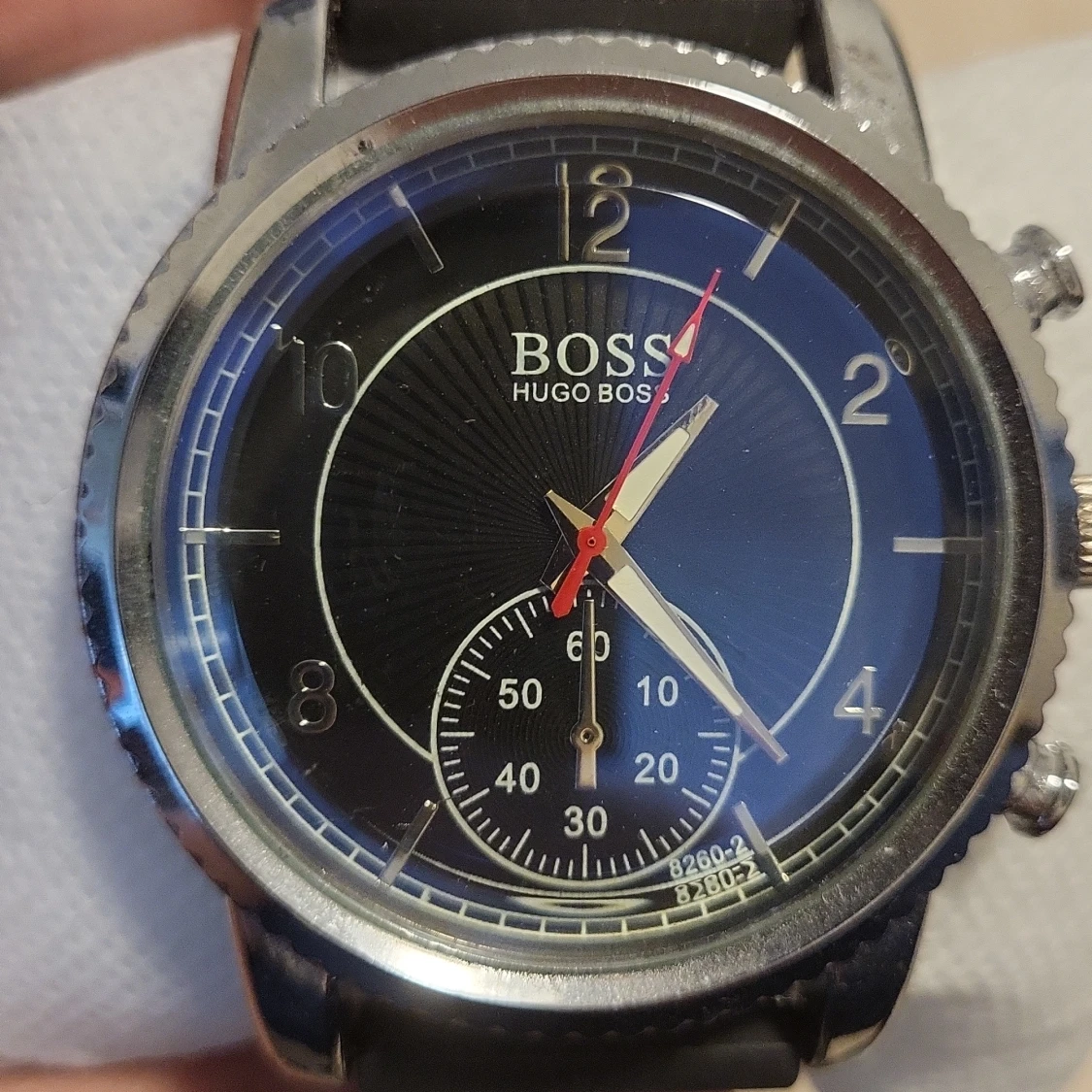 Huggo boss klocka - 90