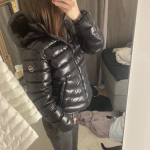 Colmar jacka - Säljer min super snygga colmar jacka! Inga defekter eller annat slitage