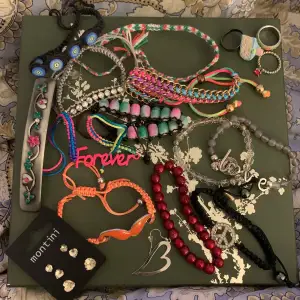 Diverse smycken; armband, ringar och örhängen. Men info i separata inlägg!