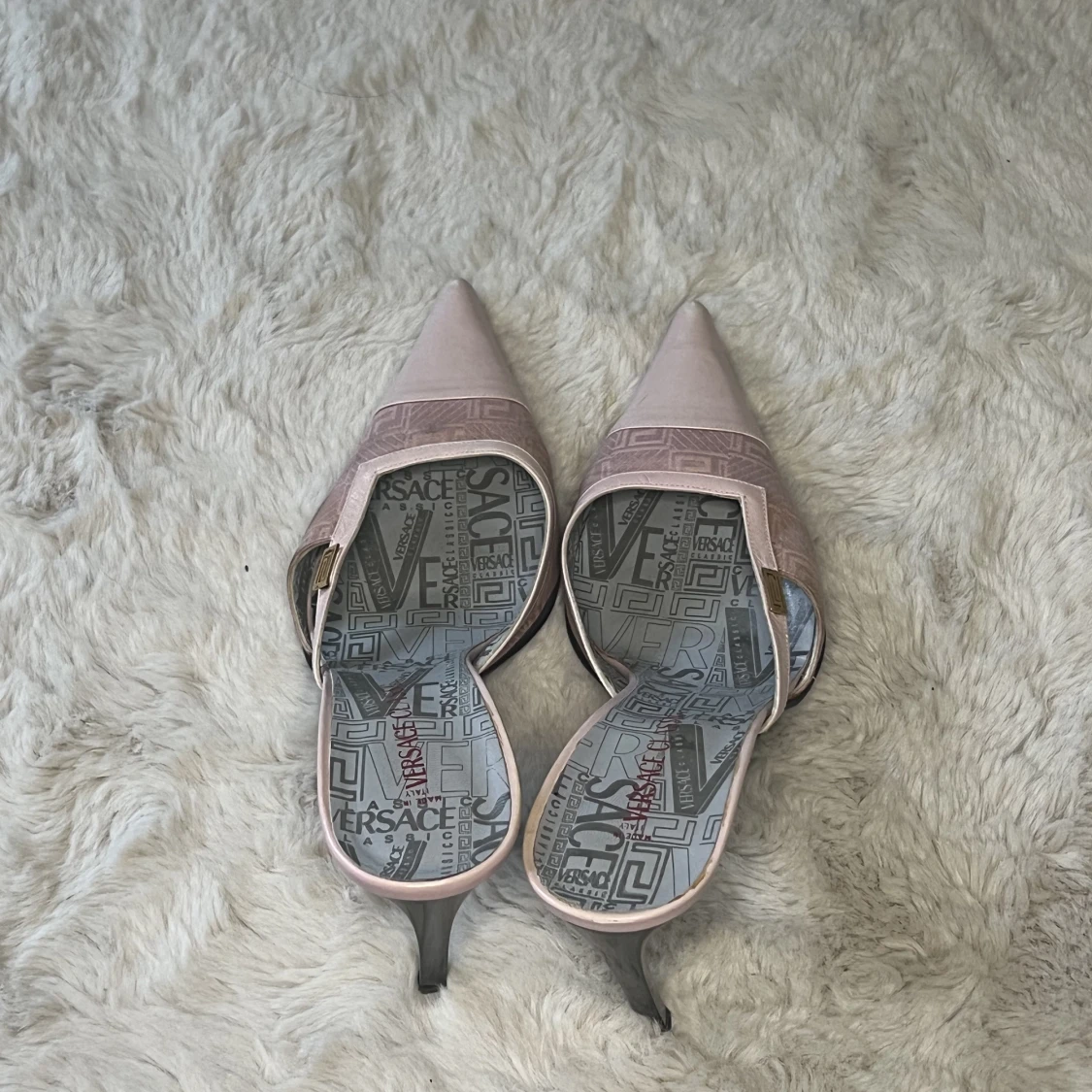 Versace klackskor  - 90