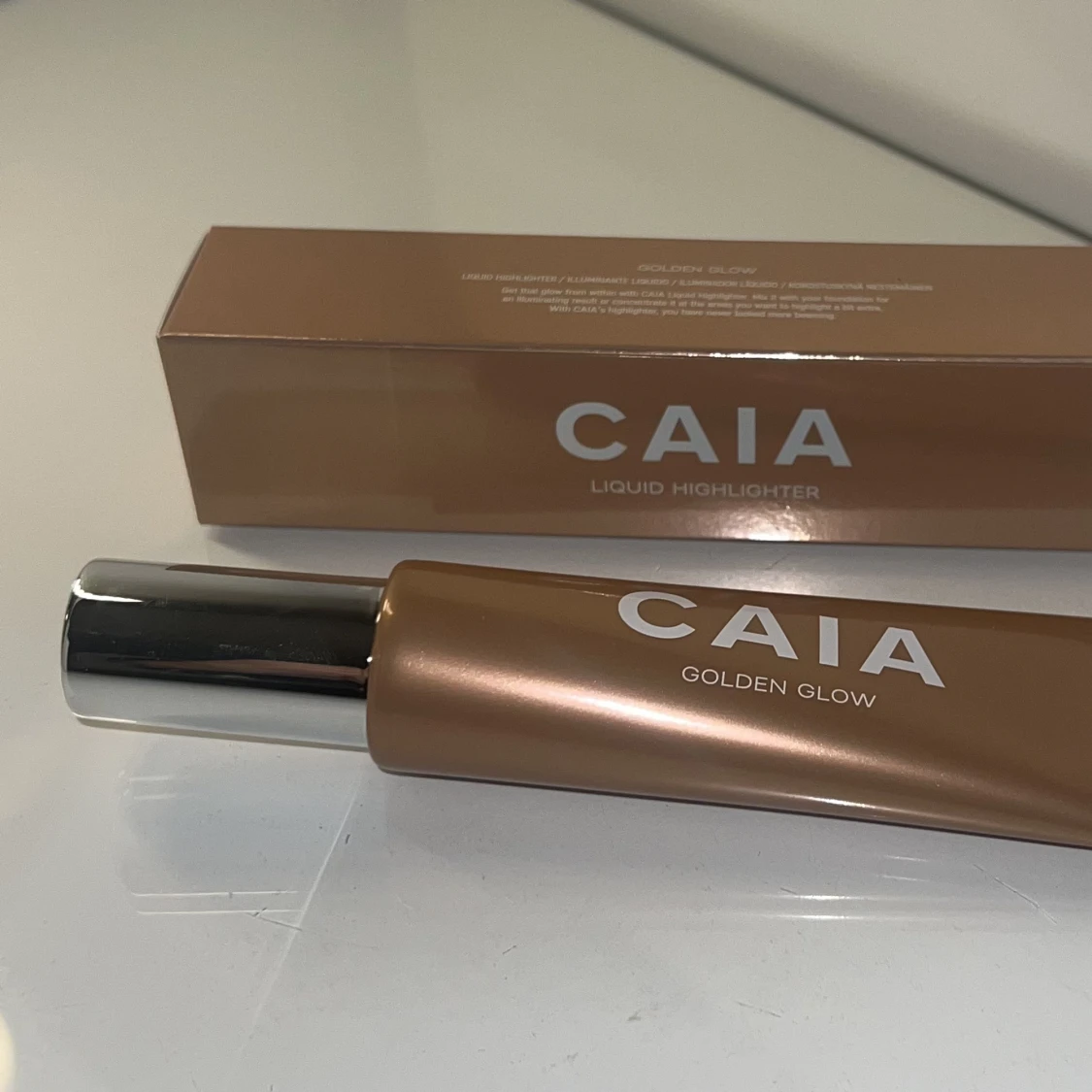 Caia - liquid highlighter