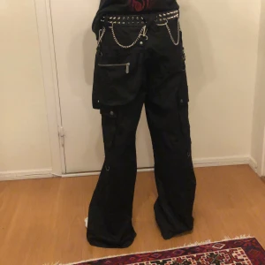 Rave pants  - Rave pants från Bluefox Funkar för både smal och medium för dom är översized Bra