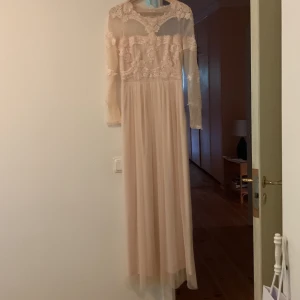 Långklänning från villa -  Kan användas till bal eller bröllop