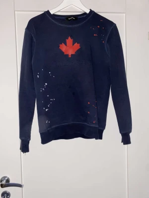 Dsquard2 tröja - Dsquard tröja som tyvärr inte passar längre!