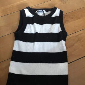 Linne - Knappt använd 🤍