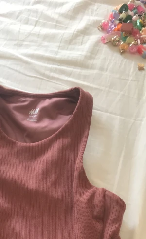 En tröja för 30 kr kan användas som tränings tröja. - Den är i bra skick 👍