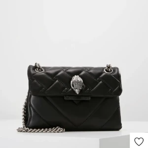 Kurt geiger väska  - Säljer denna Kurt geiger väskan i bra skick, egna bilder kan skickas vid intresse 