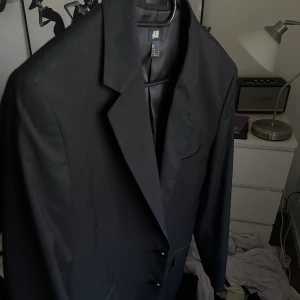 Svart  kavaj - Svart oversized kavaj från HM. 