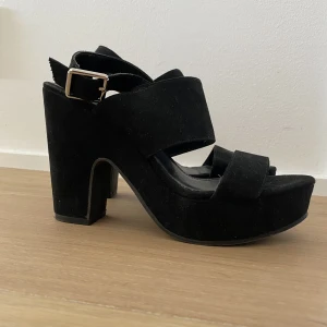 Klackskor - Klackskor. Använda 1 gång