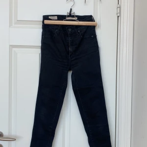 Jeans  - Strl 24  