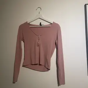 Rosa långärmad tröja med dragkedja framtill🌸