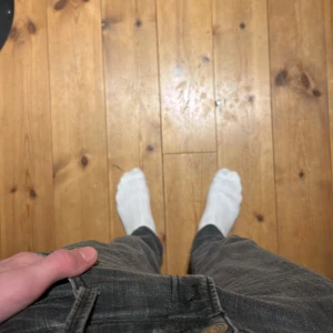 Replay jeans - Tjena, säljer nu mina replay jeans i modellen Anbass, jeansen år i topp skick och är otroligt sköna och riktigt feta, Hör av er vid minsta lilla fråga!