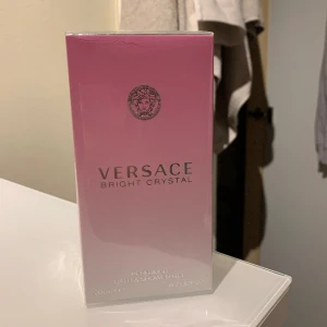 Versace shower gel - Oöppnad förpackning, nypris 395kr