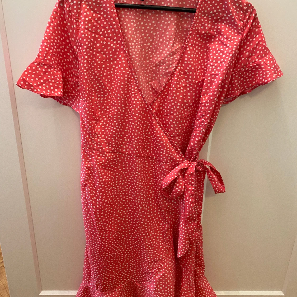 Oanvänd klänning Vero Moda