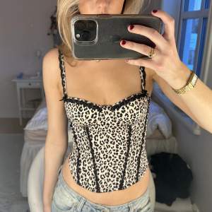 Så fin leopard korsett!! Perfekt till fest🐆❤️‍🔥