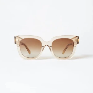 Chimi solglasögon  - Modell 08 i färgen ecru, köptes för 1250kr! Säljer för 550kr