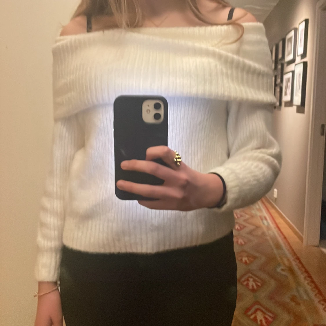 Off-shoulder tröja från HM - 90