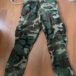 Snygga carhartt byxor - Snygga carhartt byxor kommer inte till andvöndning är öppen för byten 