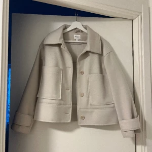 Jacka Kappahl  - Helt ny jacka från Kappahl, aldrig använd. 