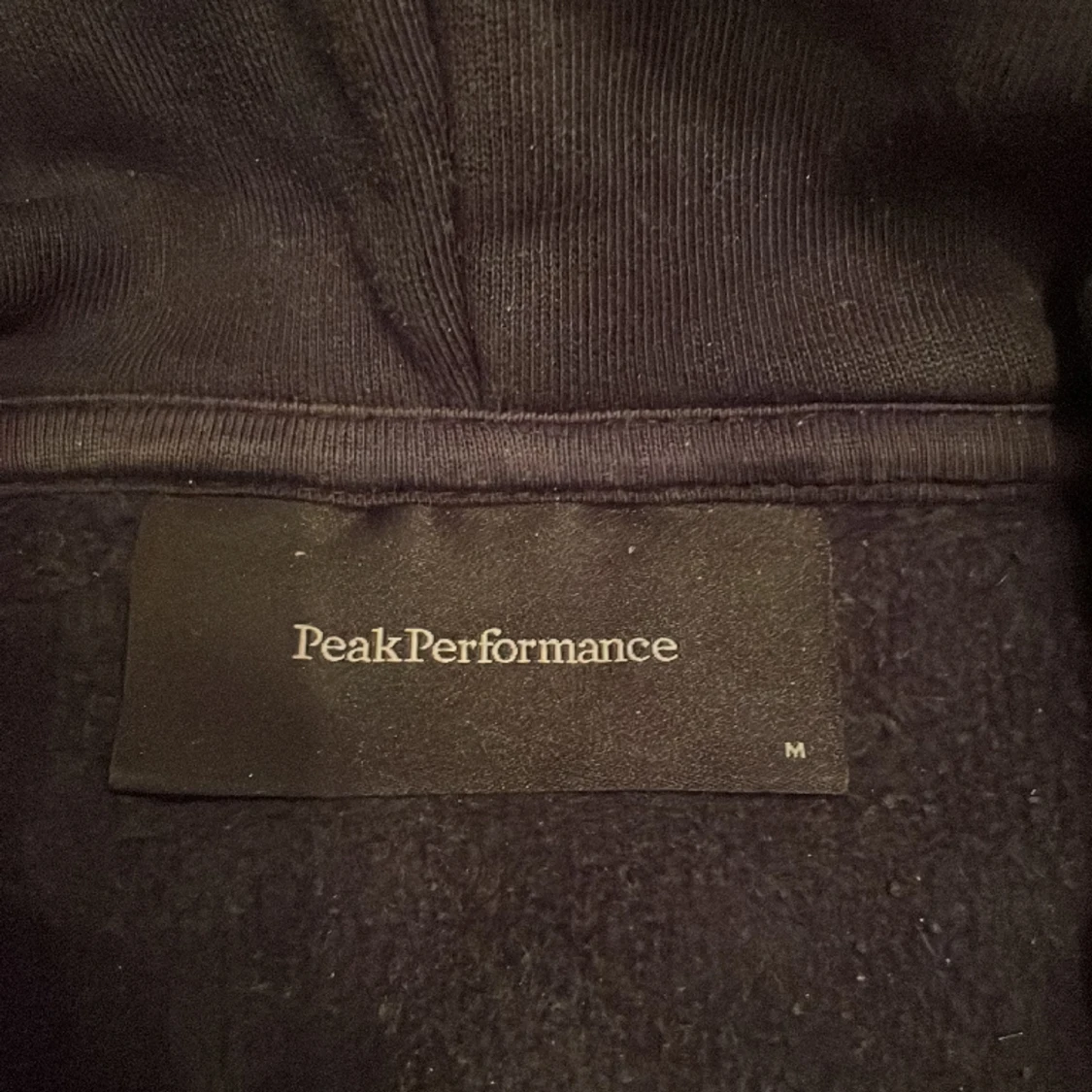 Peak performance hoodie - 91