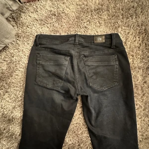 LTB jeans  - Jätte fina populära ltb jeans i modellen Valerie!!❤️❤️säljer på grund utav storleken.