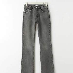 Jeans från Gina Tricot. Säljs då jag aldrig använder dem längre och ser oanvända ut.