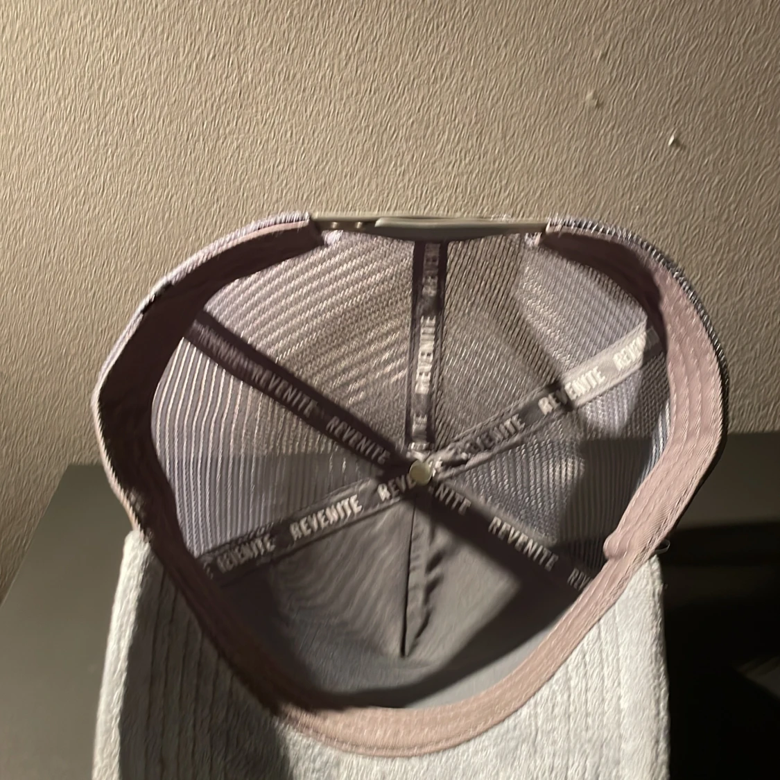 Revenite keps limited edition  - 91