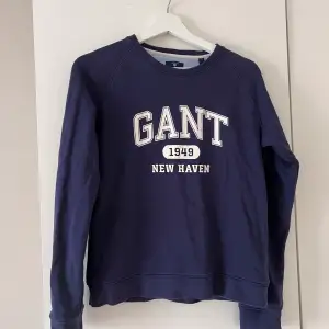 En tröja från Gant som inte kommit till användning, men jätteskön💞🙌🏼 Pris kan diskuteras!