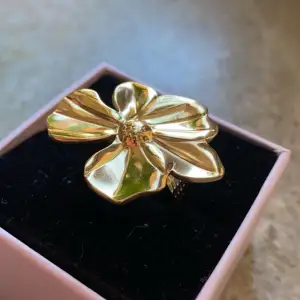 Flower ring 18k guldplätering