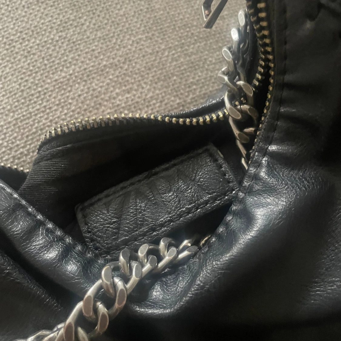 Svart väska Zara - 90