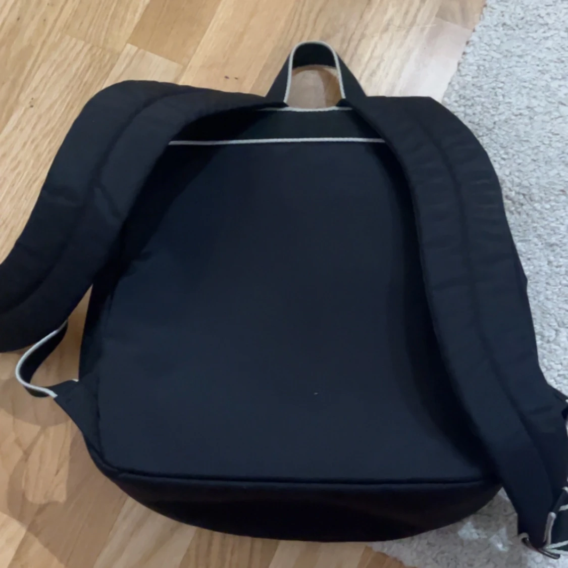 Lacoste ryggsäck - 90