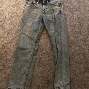 Only & sons jeans i storlek 28/30