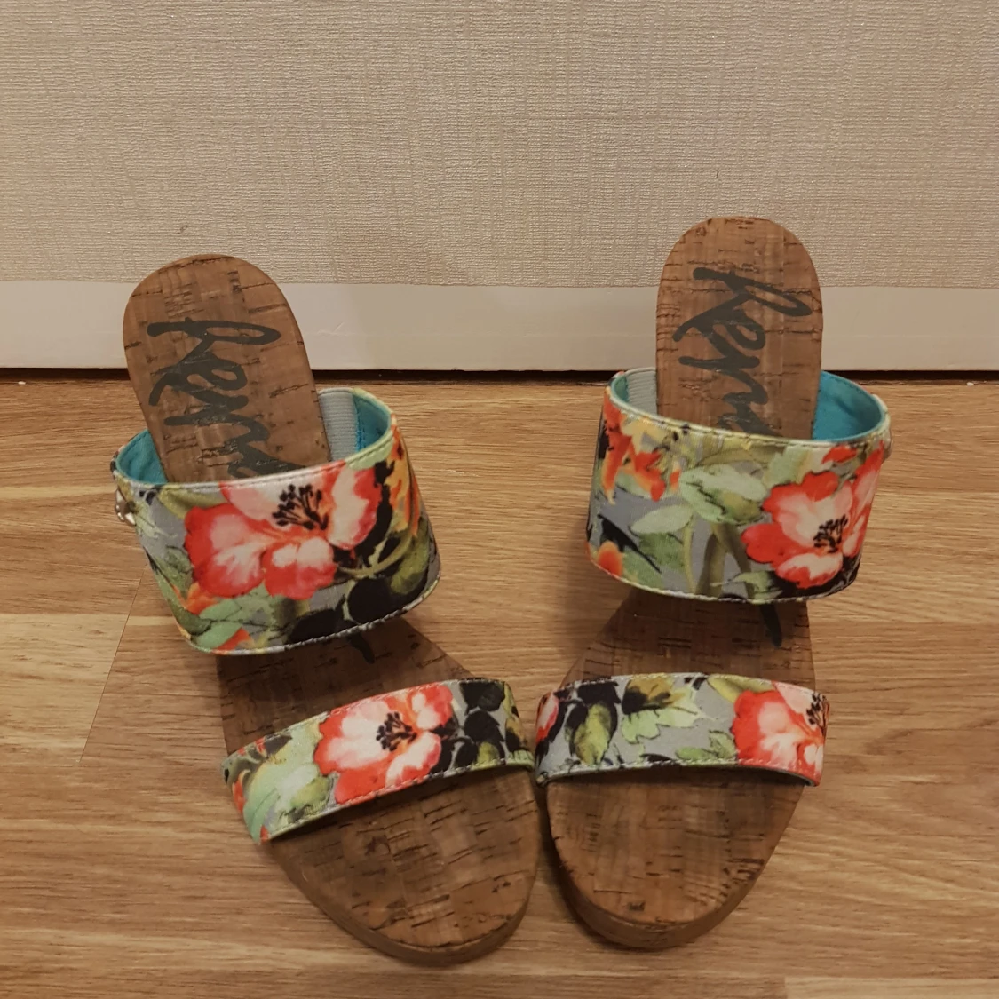 Kilklacks sandaler strl 38 från Replay  - 1