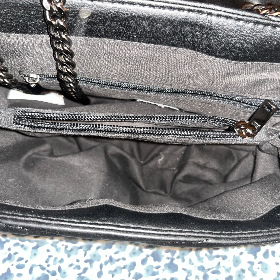 Fin svart väska - 91