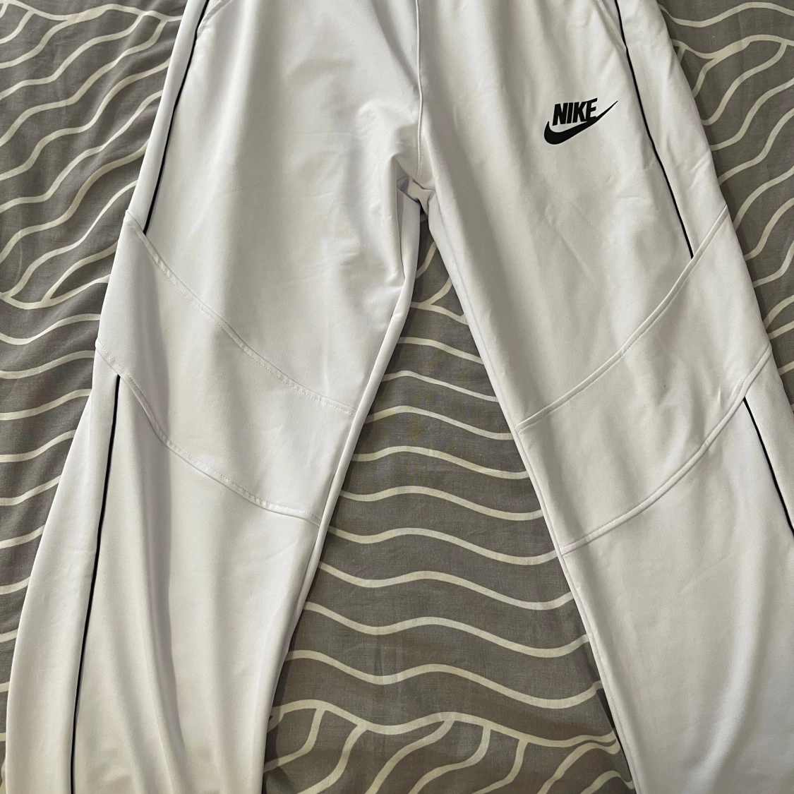 Nike gym set, compression shirt. - 90