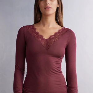 Intimissimi  - Säljer då jag aldrig använt, endast testat den så den är i väldigt bra kvalitet 🥰