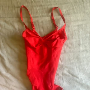 Body skims - Body från skims i storlek L. Aldrig använd bara testat  150