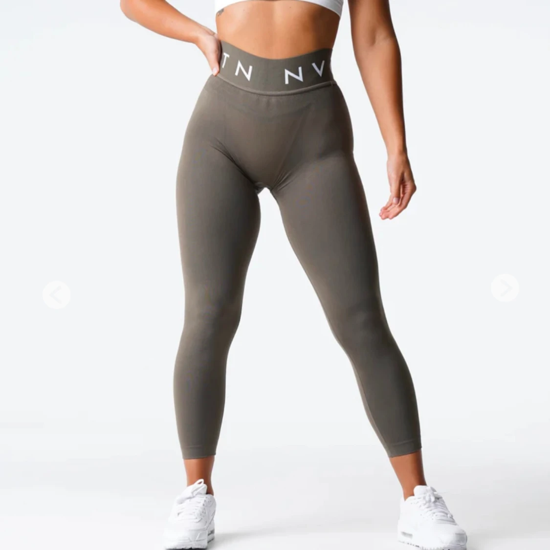 Oanvända träningstights från NVGTN - 91