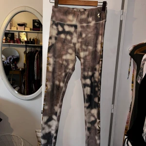 Coola träningstights - Storlek: L Använda: Nästan aldrig