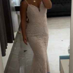 Fest klänning  - Pris kan diskuteras vid snabbaffär!  Storlek xs 