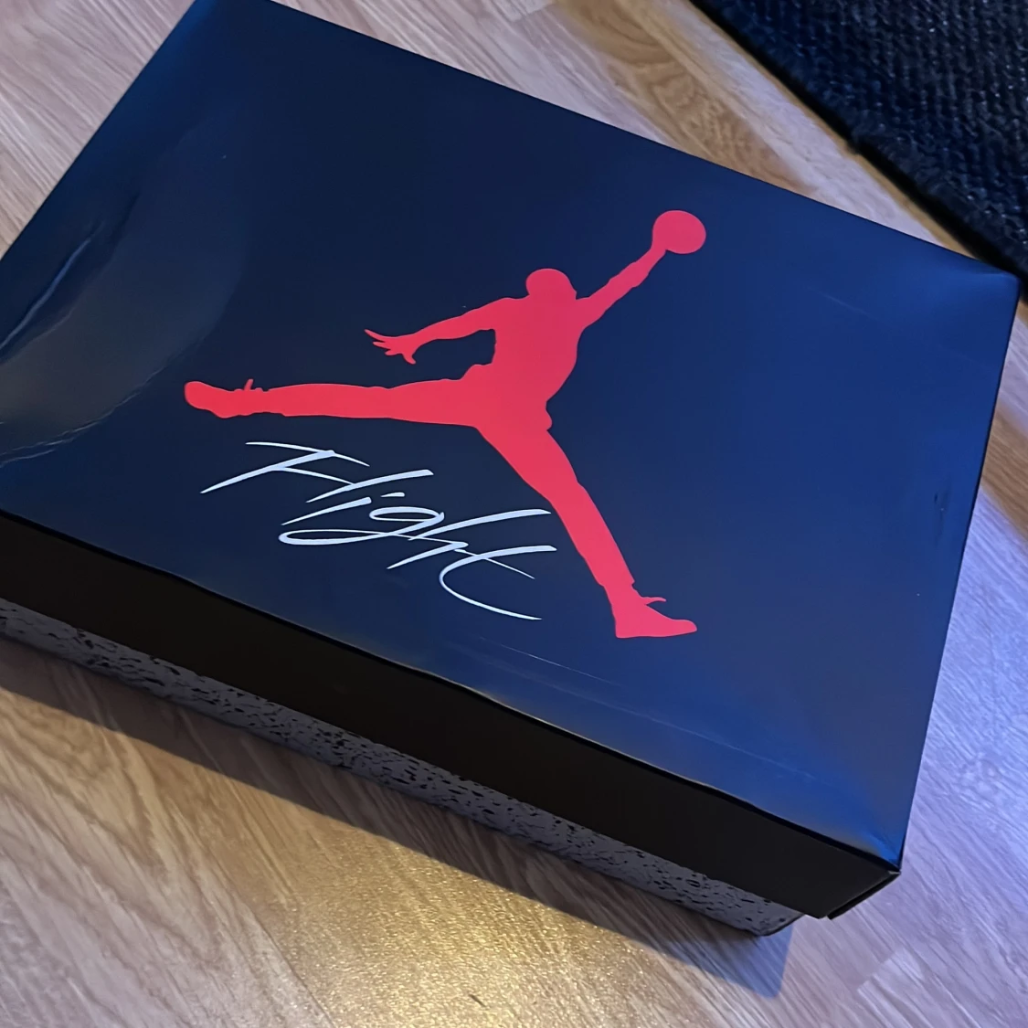 Jordan 4 red thunder - 92