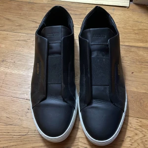 Arigato skor, Herr - Storlek 46 herr  Använde 1 gång, är som i nyskick