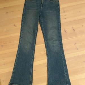 Gina tricot jeans - Stl 164. Fint skick bootcut 💕