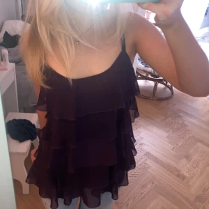 Lila volangtopp - Supersöt lila volangtopp!!💞💞💕💕