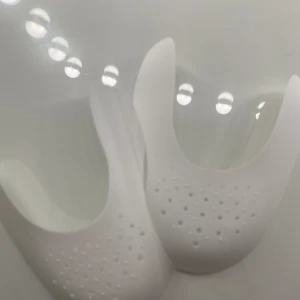 Crease skydd - Crease skydd för dig som vill skydda dina skor till att förstöras. Köptes på nätet för 150kr men använde aldrig vd em till mina skor så därför ska den säljas nu. 